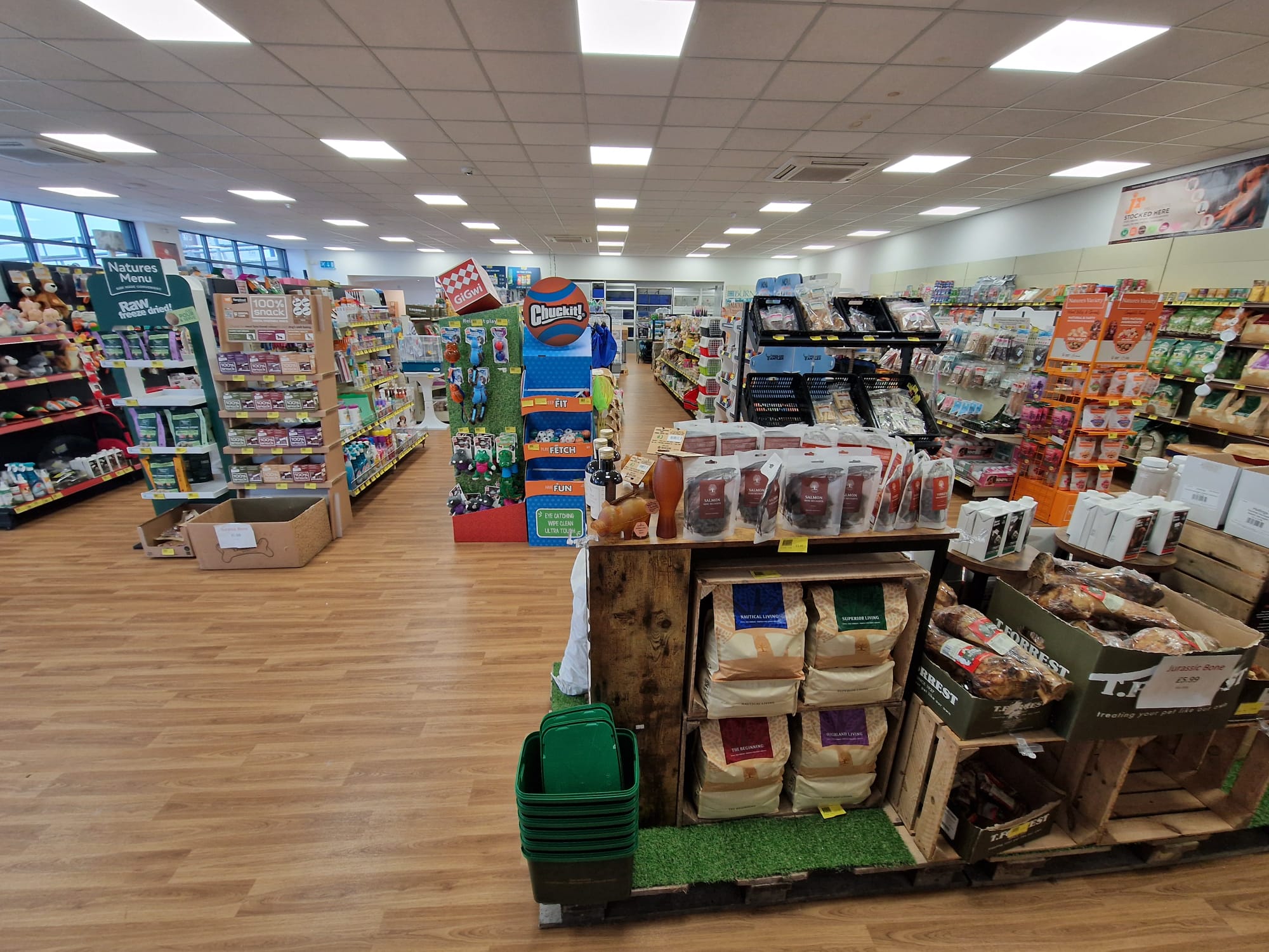 pets and co inside store